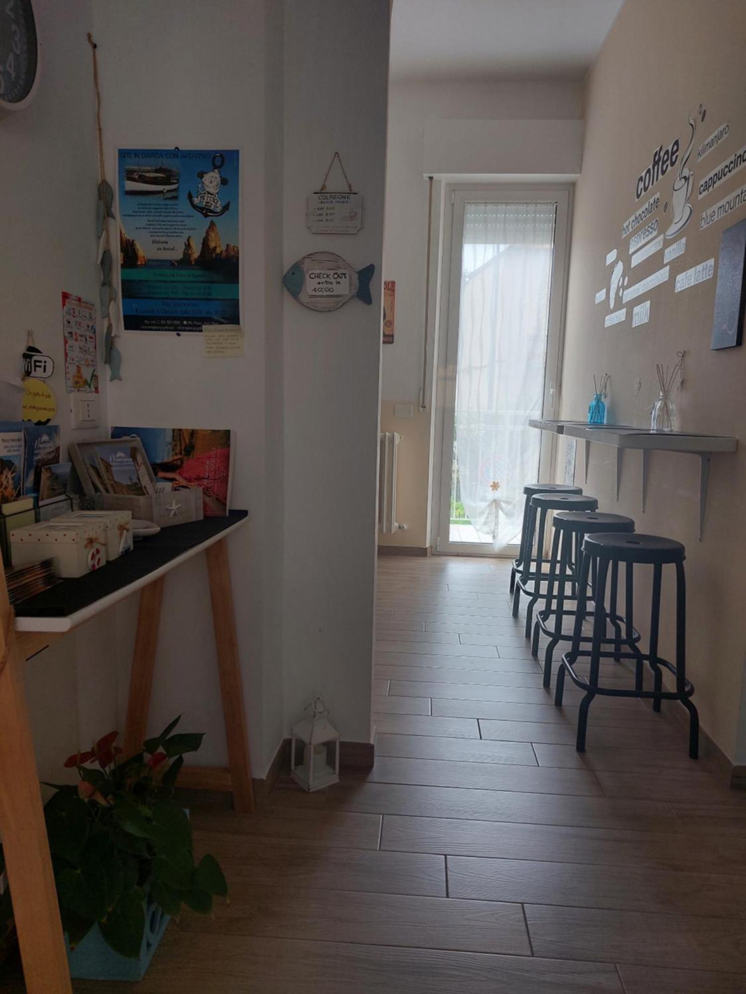 B&B Un Posto Al Sole Нумана Экстерьер фото